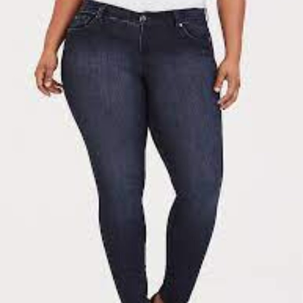 Torrid CLASSIC SKINNY JEAN  VINTAGE STRETCH MEDIUM WASH 18R